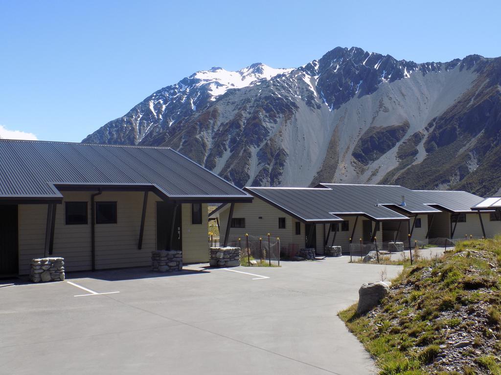 Aoraki Court Motel Aoraki / Mount Cook Екстериор снимка