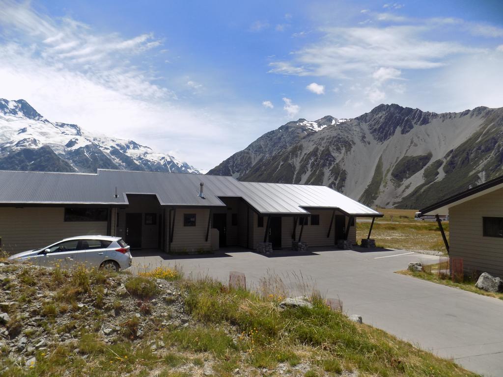 Aoraki Court Motel Aoraki / Mount Cook Екстериор снимка