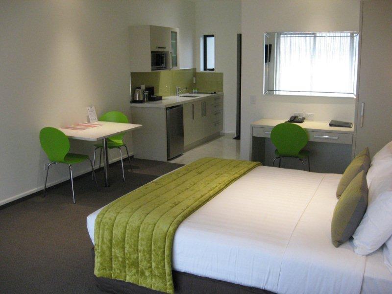 Aoraki Court Motel Aoraki / Mount Cook Екстериор снимка