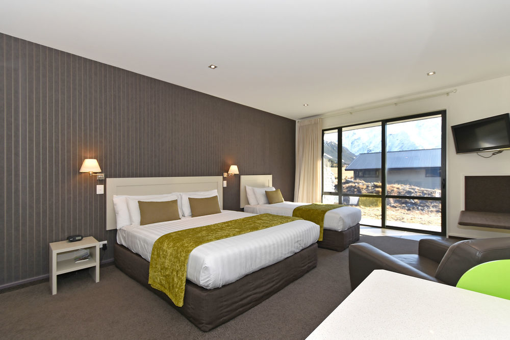 Aoraki Court Motel Aoraki / Mount Cook Екстериор снимка
