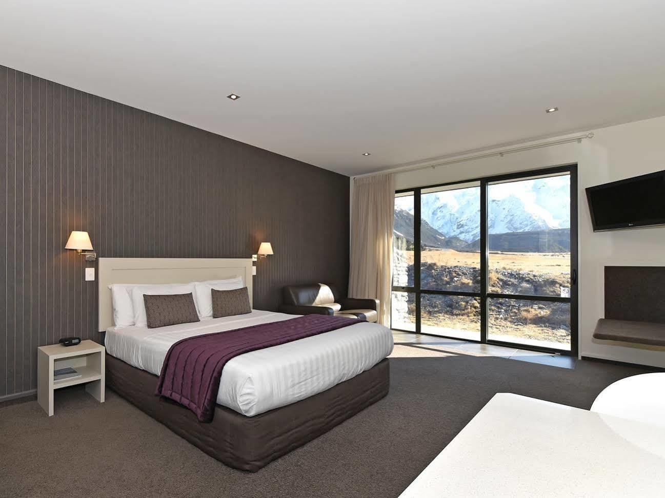 Aoraki Court Motel Aoraki / Mount Cook Екстериор снимка
